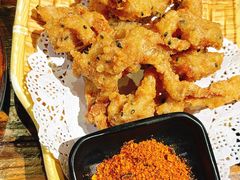 -老牌坊云南鱼豆花火锅(爱建店)