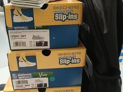 -SKECHERS 斯凯奇(上海国际时尚中心店)