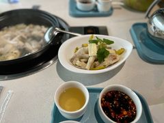 泡椒凤爪-百年果林椰子鸡(中洲店)