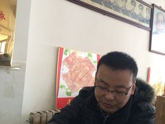 -溢心园香河肉饼总店