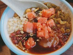 -签多多串串香火锅