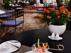 -La Villa French Restaurant