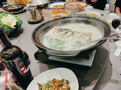-香山湖家家宴(中山陵店)