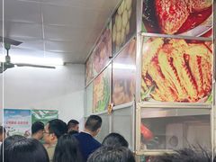 等位区-凤张螺蛳粉·爽口粉(跃进路总店)
