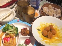 -雍哲港式餐厅(现代广场店)