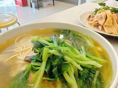 -月亮房·白斩鸡(娄山关路店)