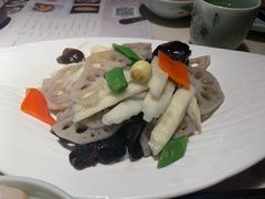 -韵秋荷(宝山龙湖天街店)