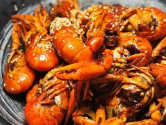 -肥肥虾庄·金牌油焖大虾(汉街SKP店)