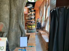 -三只松鼠生活馆(芜湖弋江金鹰店)