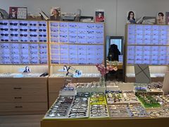 -天空之镜眼镜店蔡司依视路配镜授权零售店(望京颐堤港店)