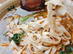 -罗记一品鲜文山早点(万达店)