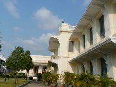 -皇家田广场(อนุสาวรีย์ทหารอาสา)