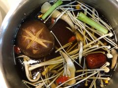 -德天肥牛海鲜火锅(龙吟坊店)
