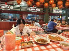 -辣小鲜·南昌大排档(船山路店)