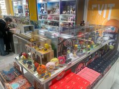 -泡泡玛特POPMART(杭州乐堤港店)