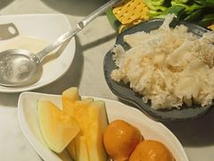 -尚尚仙·酸汤猪手·猪肚鸡火锅(华联万柳购物中心店)