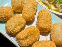-小三峡食府(西五路店)