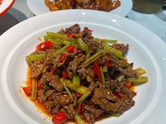 小炒黄牛肉-建哥老菜馆(瑞达公寓一店)