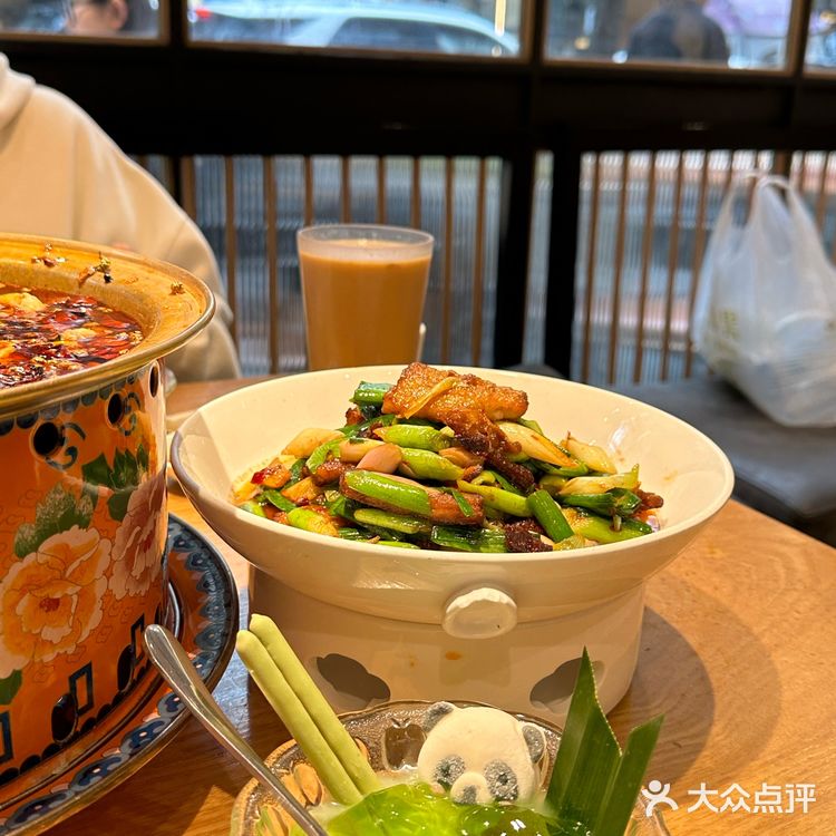 成都性价比最高的米其林黑珍珠餐厅🍴～尝尝是怎么回事～