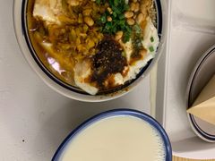 扁担豆腐脑-正南齐北·老街糯米团(洪崖洞店)