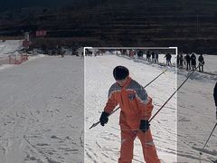-济南卧虎山滑雪场