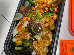 -鸣记脆皮烤鱼(三八广场店)