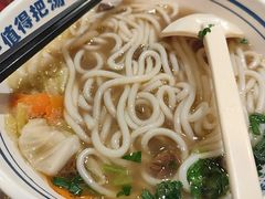 -鑫花溪牛肉米粉(东环大润发店)