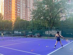 -快网网球俱乐部(长宁区金桥花园球场)