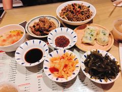 -老电影院饺店(休宁店)
