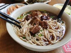 -李先生牛肉面大王(上海站南广场店)