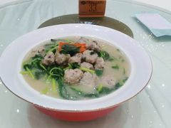 -东豪园林海鲜酒家(南港路辅路店)
