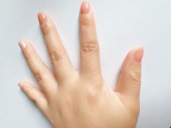 -丫丫NAIL日式自助美甲美睫沙龙