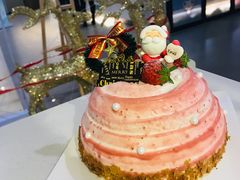 草莓的山丘-卷心卷意·轻甜蛋糕(新光天地店)