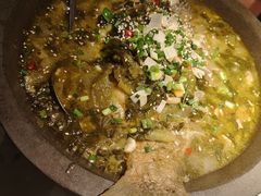 -小凤庭·地道湖北菜武昌鱼·藕汤(38年黄鹤楼店)