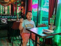 -Famous肥猫墨西哥音乐餐吧(五棵松华熙LIVE店)