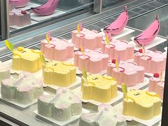 -好利来(上海虹桥新天地Lab主题店)
