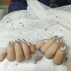 -缪斯美甲美睫