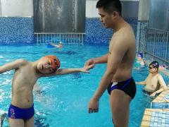 -齐岸健身(花园城店)