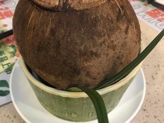 原只椰子炖竹丝鸡汤-点都德(盘福楼店)