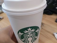 -星巴克(上海虹桥南丰城办公楼店)