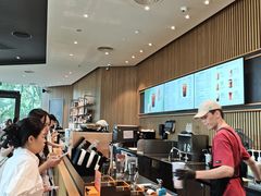 -星巴克(桂林国贸益华城店)
