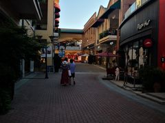 -王府井奥莱临潼小镇(临潼店)
