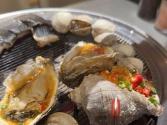 -围炉肉舍•炭烤活鳗•丹东海鲜烤肉(步行街店)