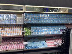 -嗨特购HitGoo(朝阳合生汇店2店)