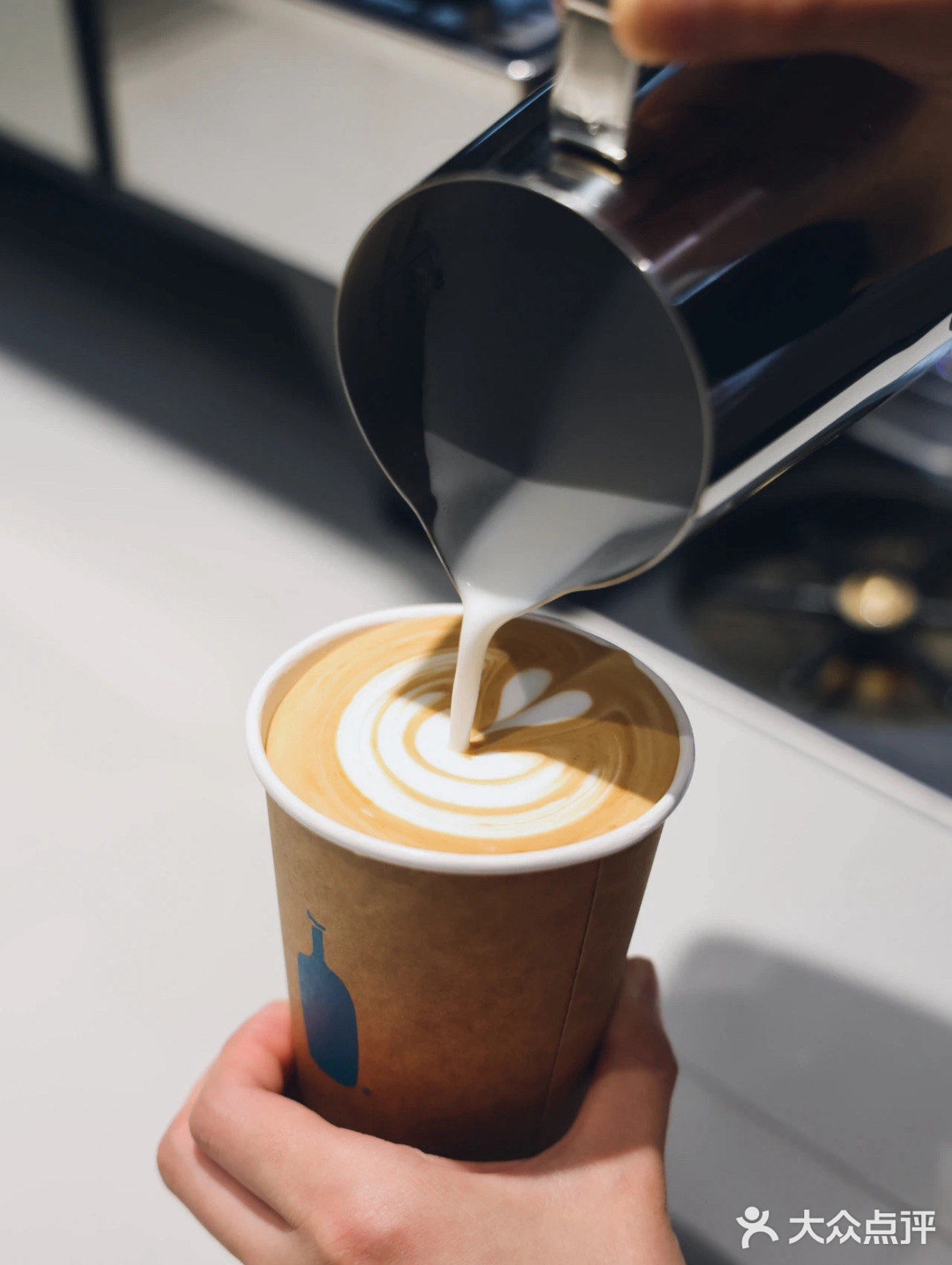 蓝瓶咖啡☕️粉墙黛瓦的中国风新店（蟠龙天地）