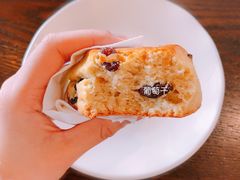 提子干松饼-星巴克臻选(盐城金鹰聚龙湖店)