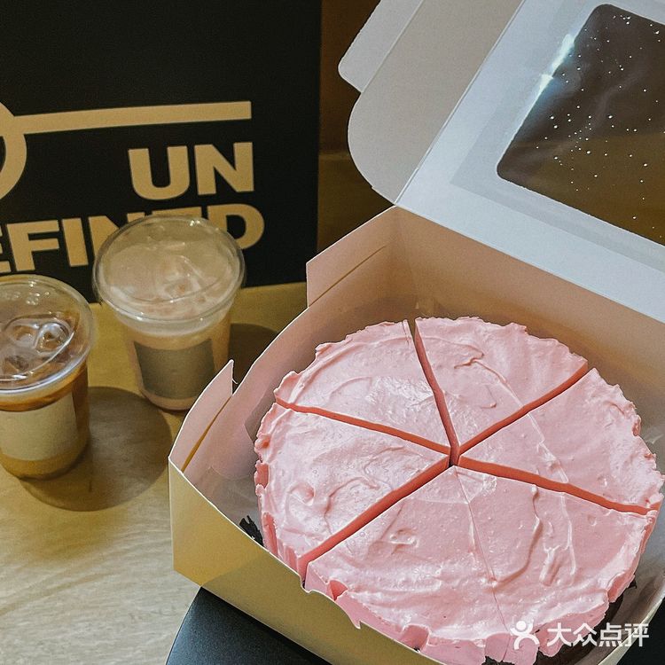福州竟然有Blackpink女团巴斯克🖤这家咖啡店太会了‼️