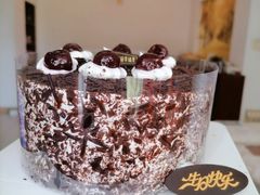 -皇冠幸福里动物奶油生日蛋糕(中山大道二中店)