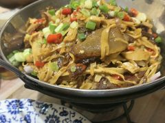 -三湘四水正宗湘菜(君峰路店)