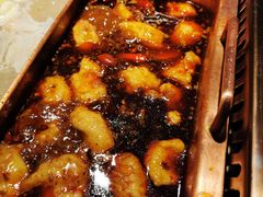 -老牌坊云南鱼豆花火锅(哈西万达店)